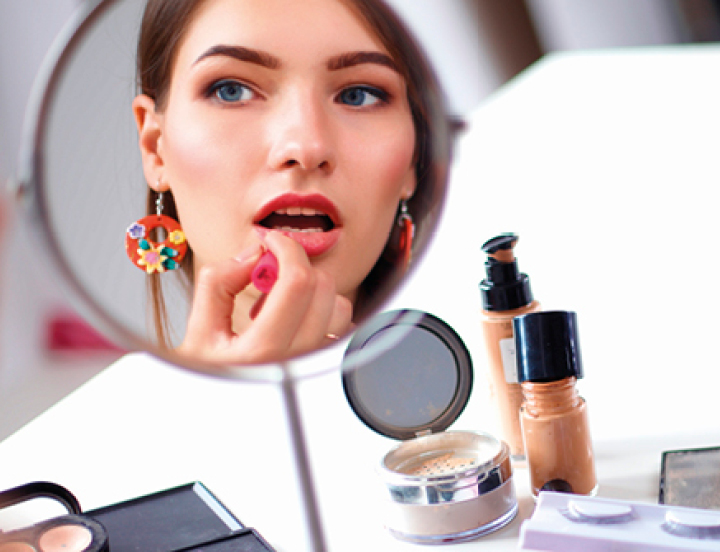 Headers_03_Beauty_Industry_720x552px.jpg